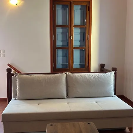 Crystal Blue Kastellorizo شقة فندقية 4*